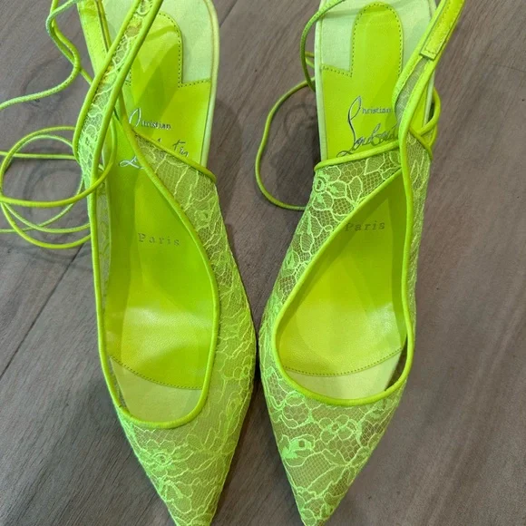 Christian Louboutin Kate 85mm Lace-Up
Lace Pumps Heels size 38.5 - Picture 2 of 10